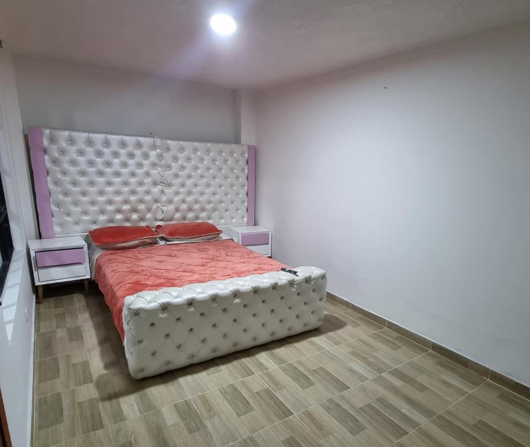 Casa Hogar Hostal Bogota Bagian luar foto